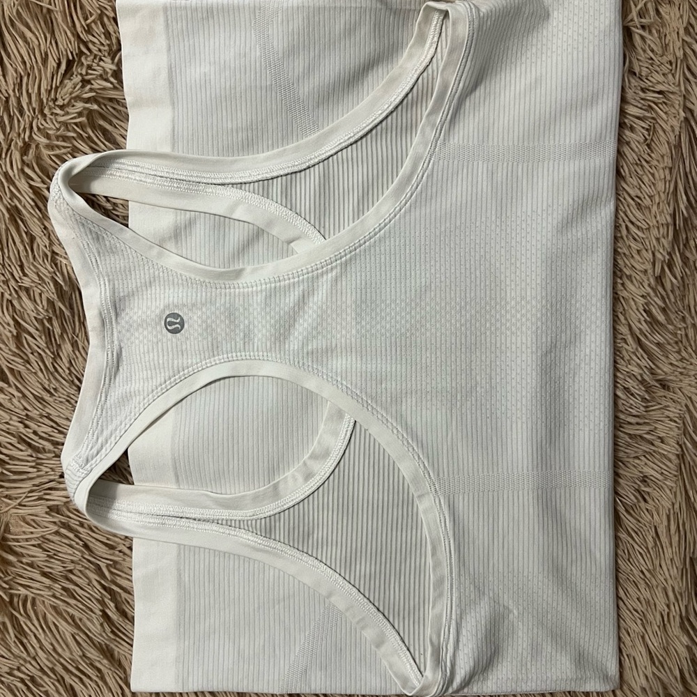 Lululemon Swiftly tech white size 8 Tank Top